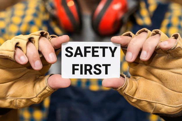 Safety first | Dynamiseducation.co.uk